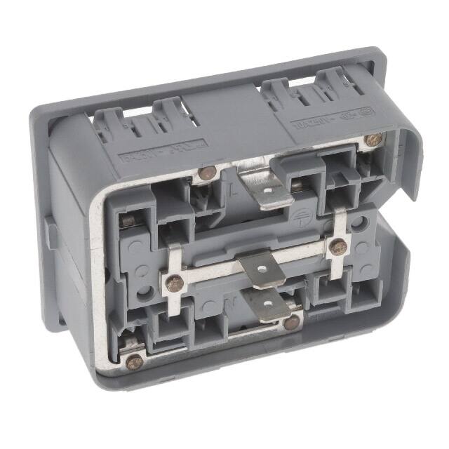 4751-4111-22 SCHURTER Inc.  Moduli di ingresso alimentazione (PEM)